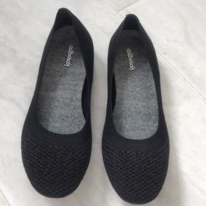 NWT Allbirds Tree Breezer flats in heathered black